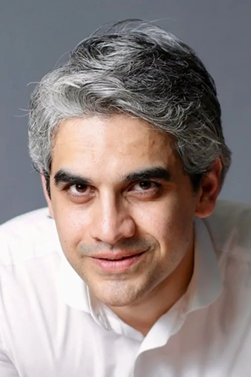 Omair Rana — personaje: Sarwar