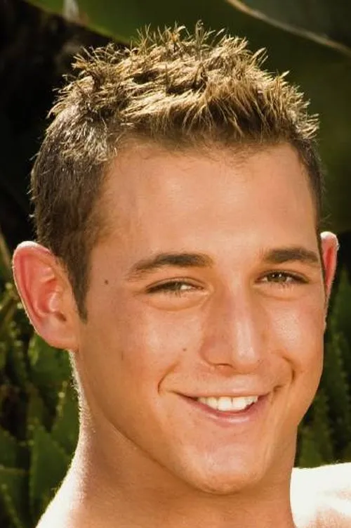 Donny Malone ha trabajado con Omer en 1 ocasiones