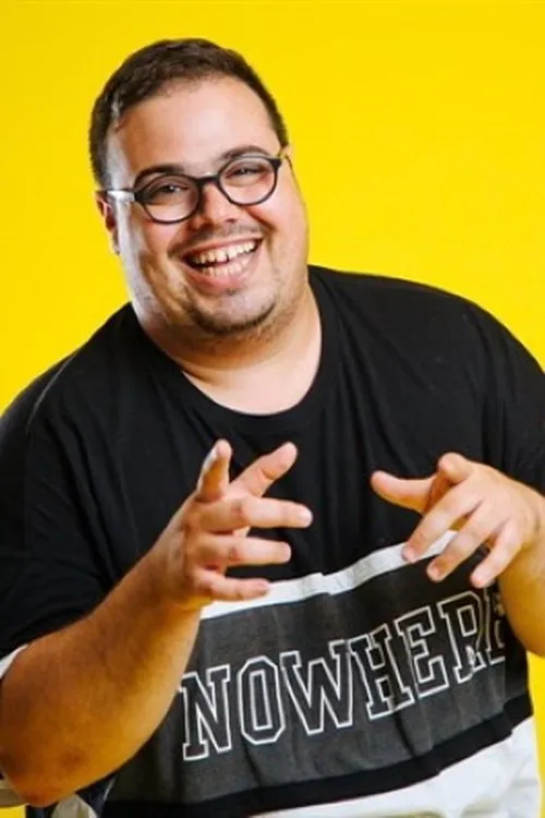 Orel Zabari interpretando a 