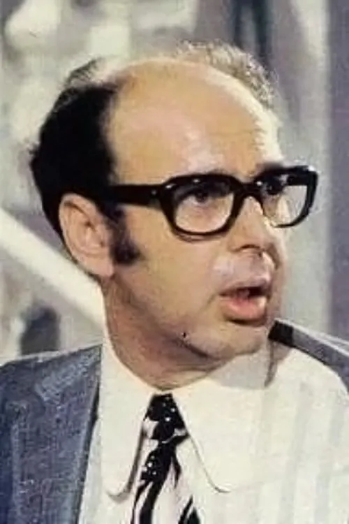 Orfeas Zahos interpretando a Pipis Karretas