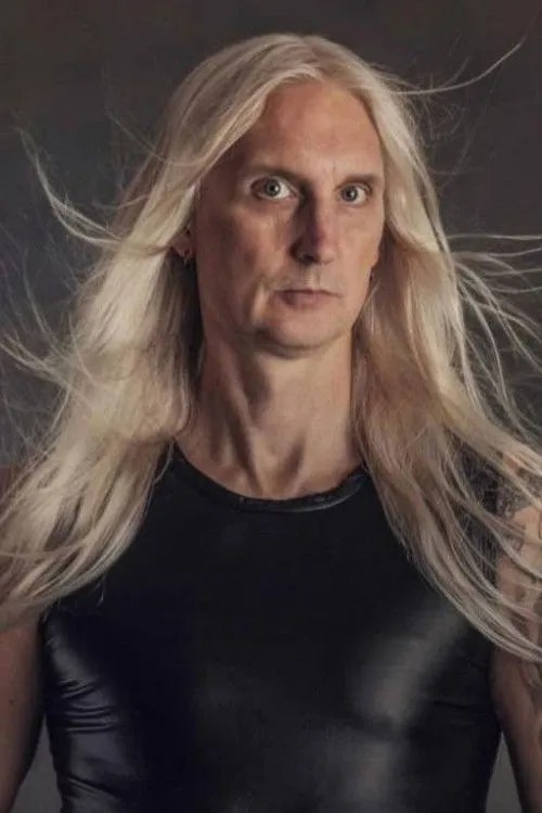 Sabina Classen ha trabajado con Oscar Dronjak en 1 ocasiones