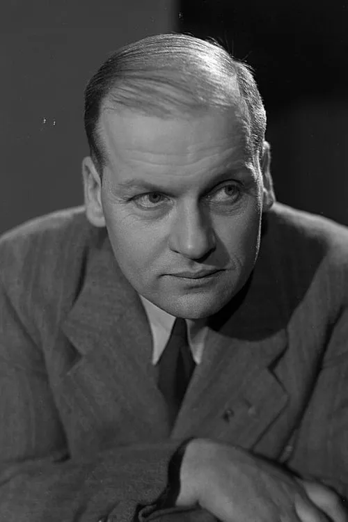 Ossi Elstelä interpretando a Paavo Holopainen