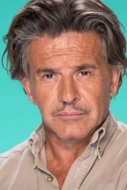 Osvaldo Laport interpretando a Danny Fusco