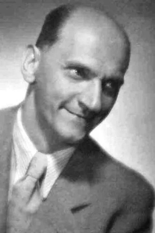 Ota Motyčka interpretando a Vrátný hotelu Avion