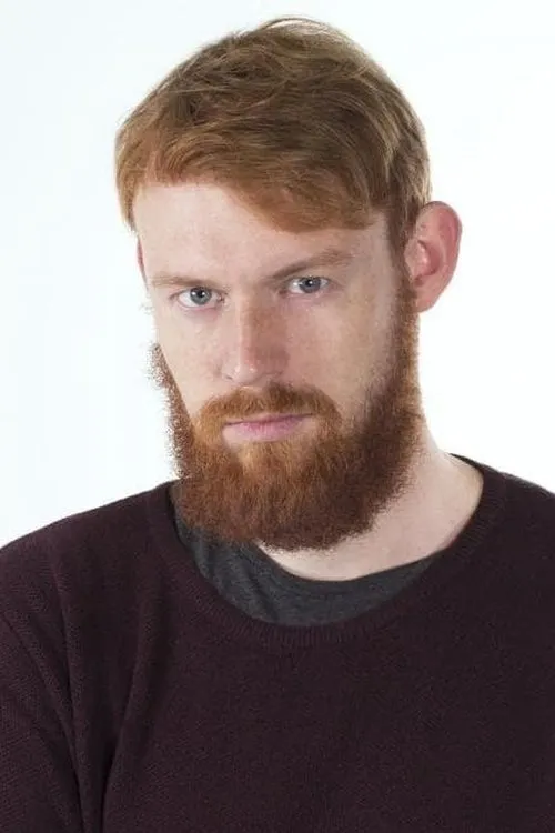 Ott Kartau interpretando a Robert