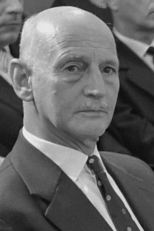 Otto Frank interpretando a Self (archival footage)