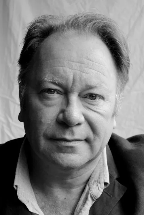 Owen Roe en su biografía y filmografía