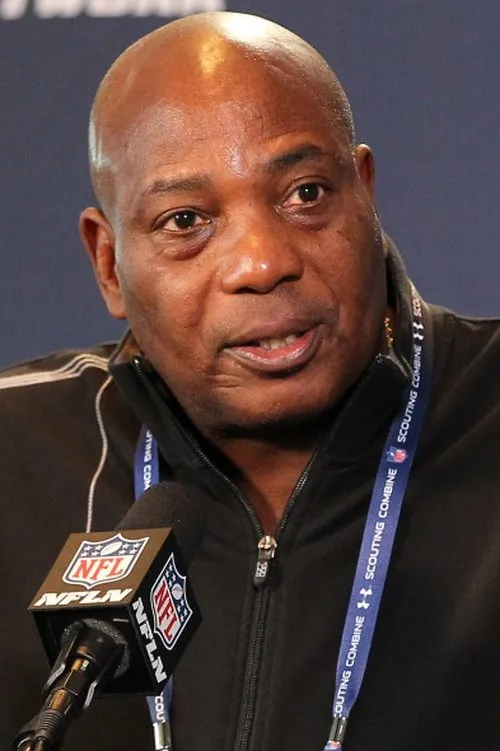 Roger Fike ha trabajado con Ozzie Newsome en 1 ocasiones