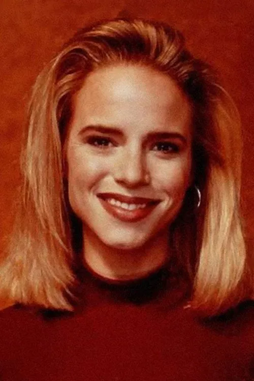 Paige French — personaje: Sydney Paris