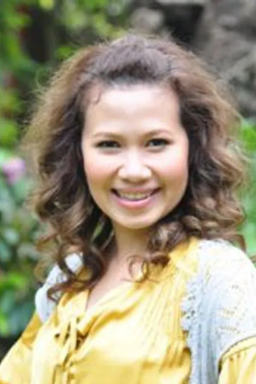 Gacian Jarusomboon ha trabajado con Pajaree Na Nakorn en 1 ocasiones