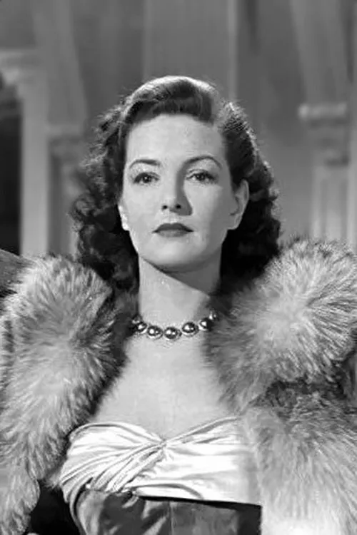 Julie Rogers ha trabajado con Pamela Devis en 1 ocasiones