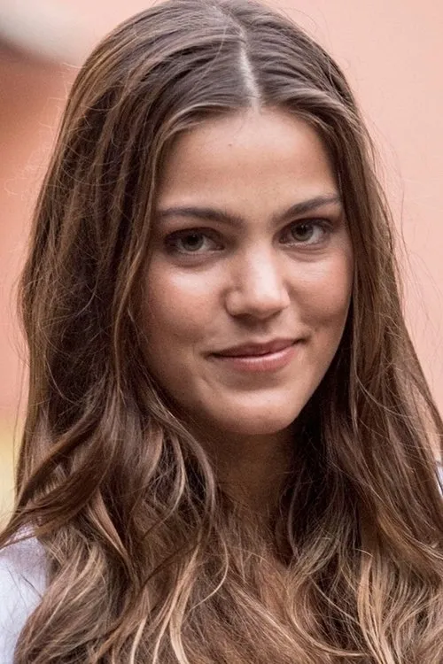 Pâmela Tomé — personaje: Valeria