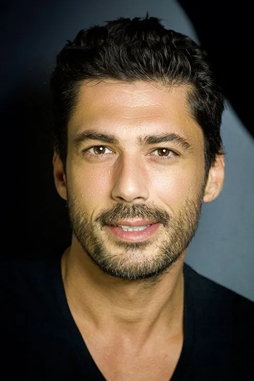 Pamir Pekin — personaje: Kemal Kaleli