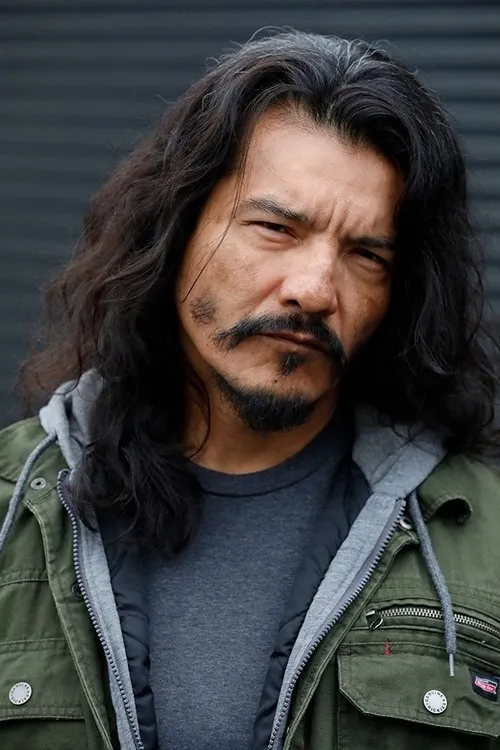 José Guillermo Cortines ha trabajado con Pancho Cardena en 1 ocasiones