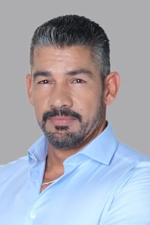 Panikos Pilalis — personaje: ?????