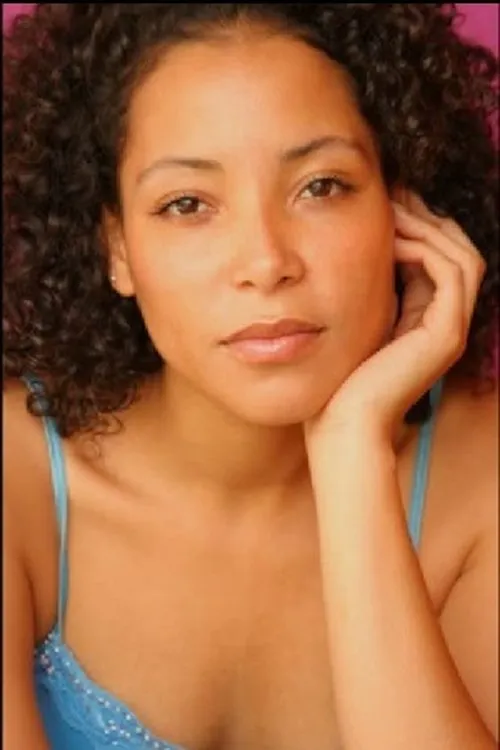 Darcy Fowers ha trabajado con Paola Menacho en 1 ocasiones