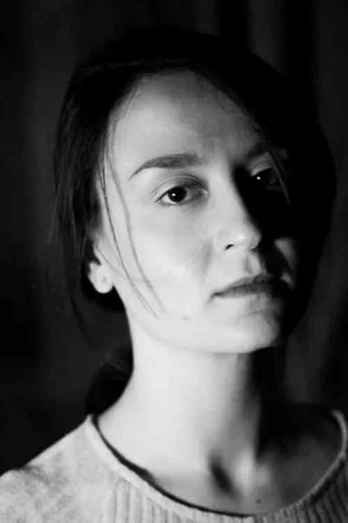 Paola Roccuzzo interpretando a Letizia