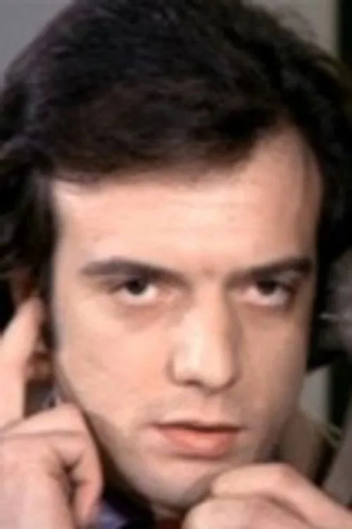 Alberto Angrisano ha trabajado con Paolo Poiret en 1 ocasiones