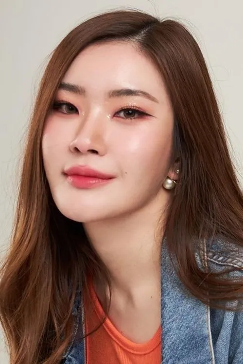 Apasra Lertprasert ha trabajado con Paphitchaya Phattharalikhitsakun en 1 ocasiones