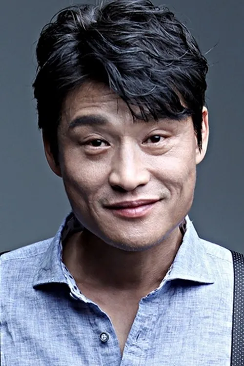 Foto de perfil del actor Park Jeong-hak en el reparto