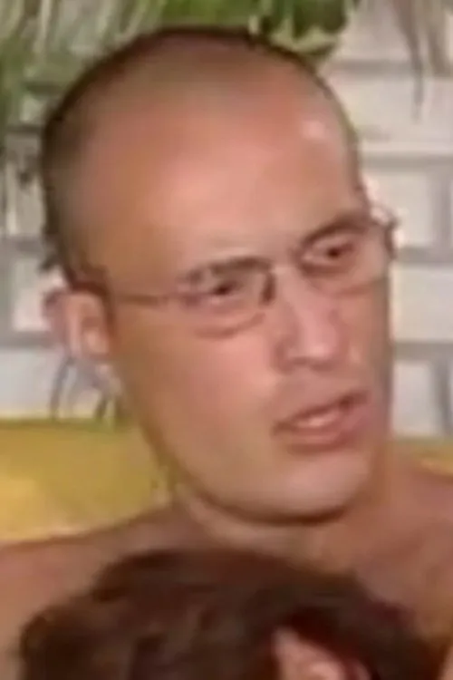 Colin Knight ha trabajado con Parker Johnson en 1 ocasiones