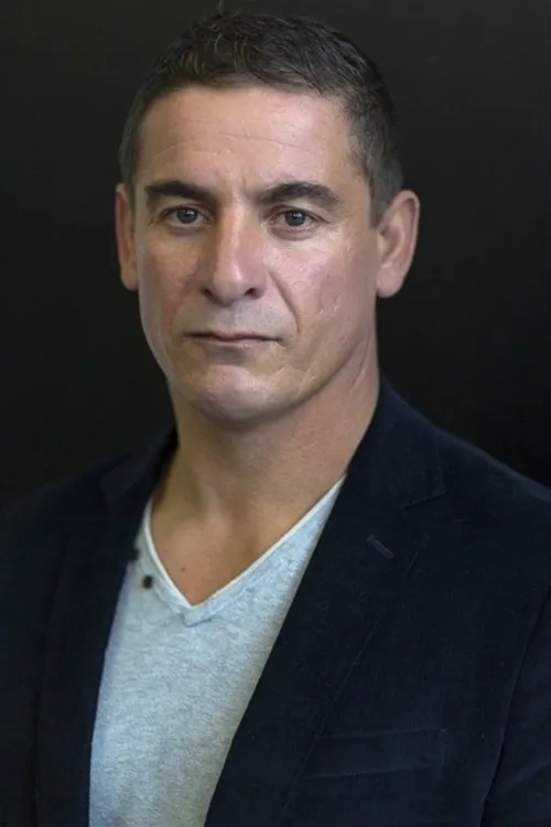 Valeria Dafarra ha trabajado con Pascal Oumaklouf en 1 ocasiones