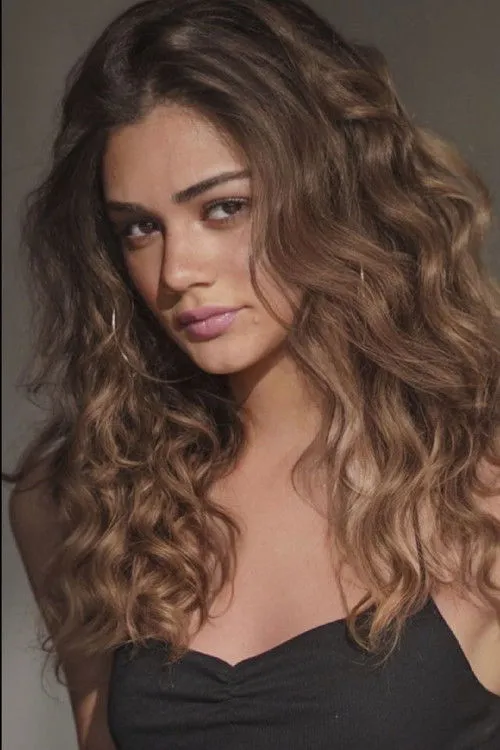 Passant Ahmed Abu Basha en su biografía y filmografía