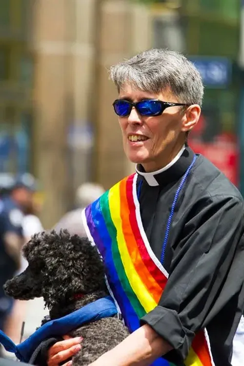 Pat Bumgardner interpretando a Self