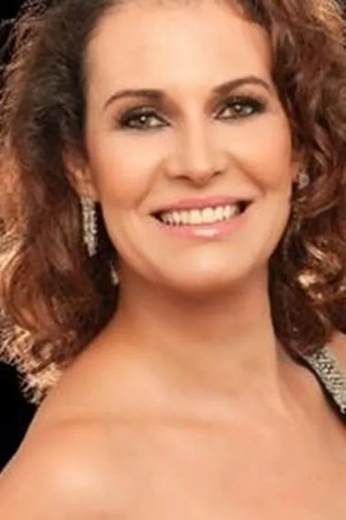 Patrícia Naves interpretando a Carolina Ferranti