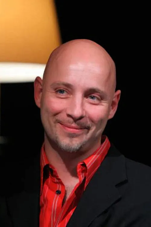 Foto de perfil del actor Patrick Brûll en el reparto