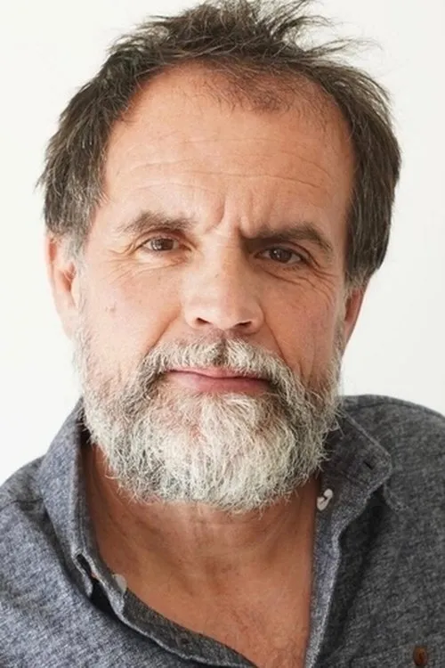 Patrick Dross interpretando a 