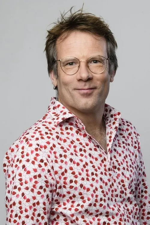 Patrick Lodiers — personaje: Presentator