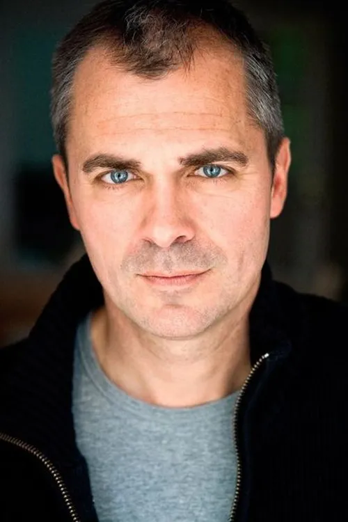 Patrick Winczewski — personaje: Thomas