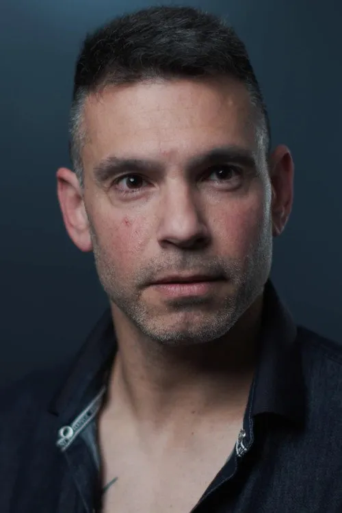 Chris Asimos ha trabajado con Patty Glavieux en 3 ocasiones