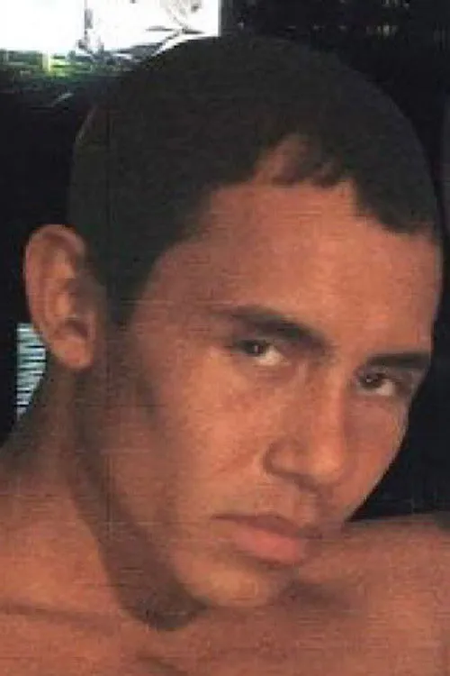 Eddie Douglas ha trabajado con Paul Brazil en 1 ocasiones