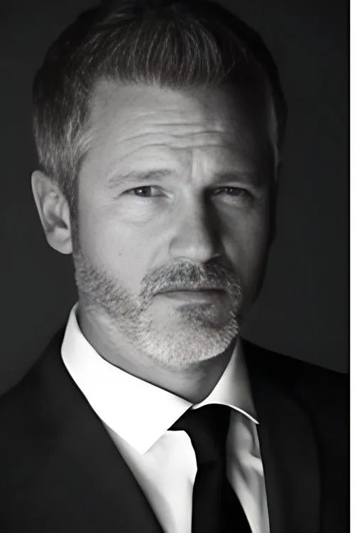 Henry Hereford ha trabajado con Paul Coster en 1 ocasiones