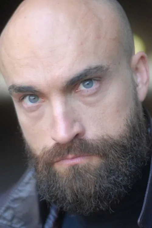 Kitiya Skye ha trabajado con Paul Duke en 1 ocasiones