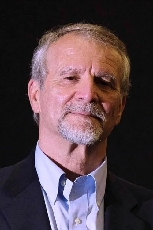 Paul-Henri Nargeolet interpretando a Self