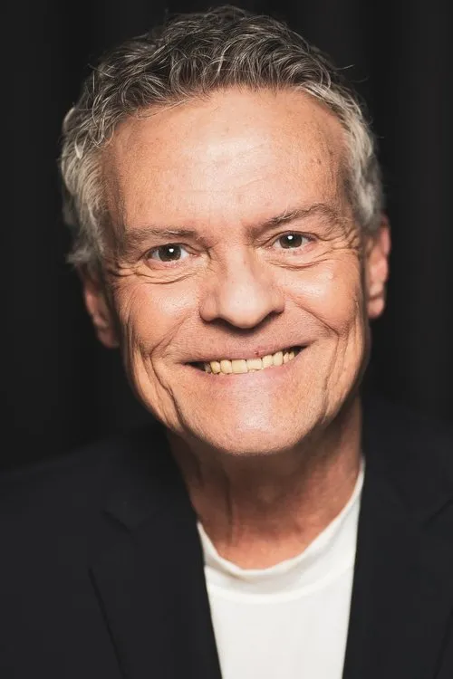 Yvan Ponton ha trabajado con Paul Houde en 5 ocasiones