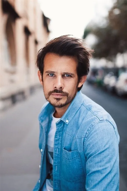 Régis Vallée ha trabajado con Paul Lapierre en 1 ocasiones