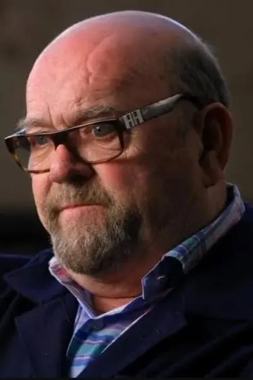 Larry Mullen Jr. ha trabajado con Paul McGuinness en 3 ocasiones