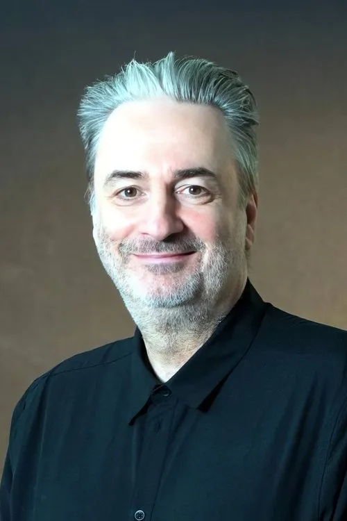 Paul Morley interpretando a Himself