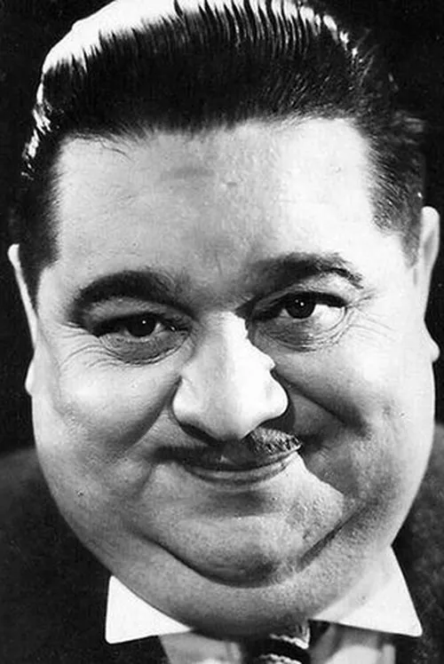 Paul Pauley interpretando a 