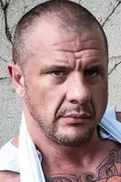 Jason Stryker ha trabajado con Paul Steele en 1 ocasiones