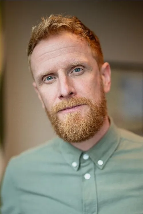 Rachel Warren ha trabajado con Paul Tonkin en 1 ocasiones