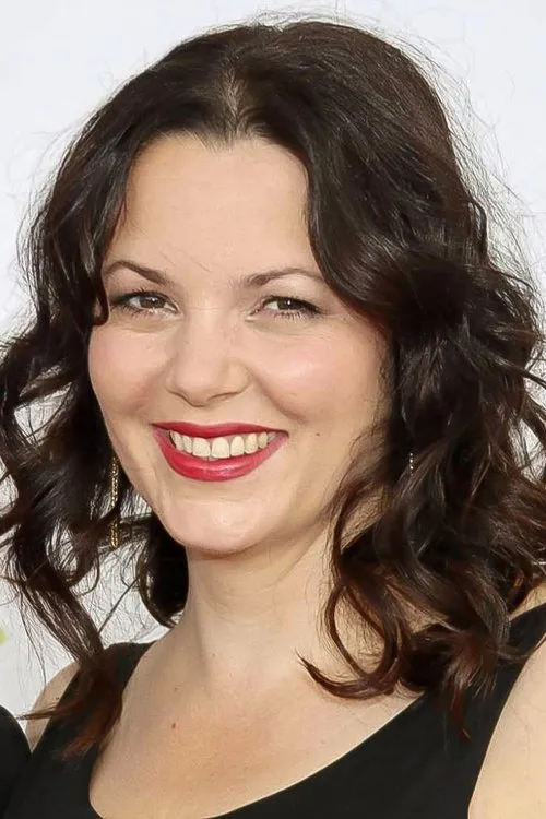 Paula Lambert — personaje: Self - Host