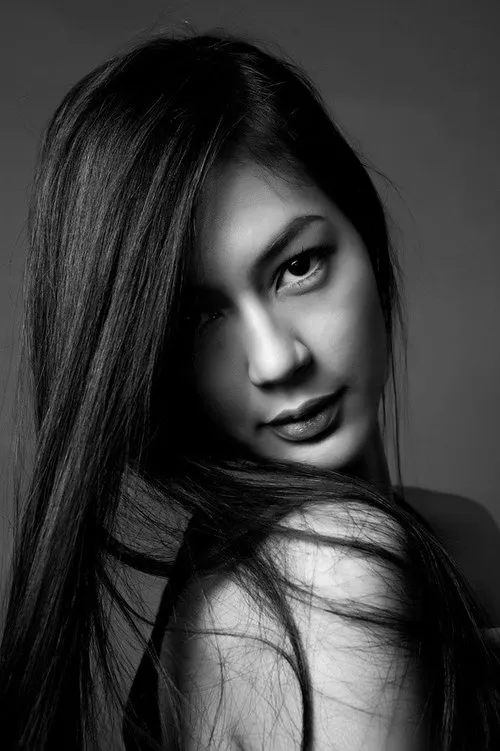 Paula Verhoeven interpretando a Diva