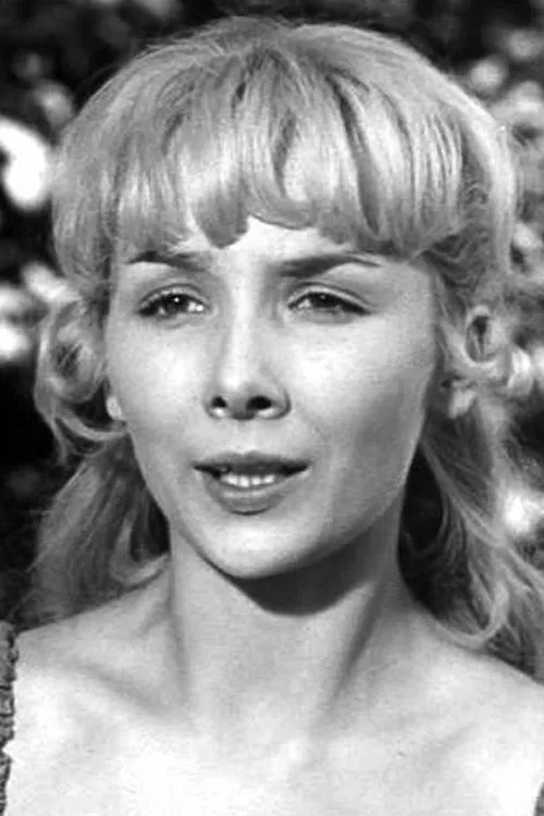 Paule Noëlle — personaje: Mme Chartran