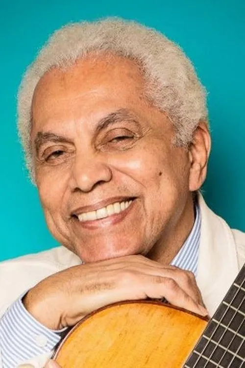 Paulinho da Viola interpretando a 