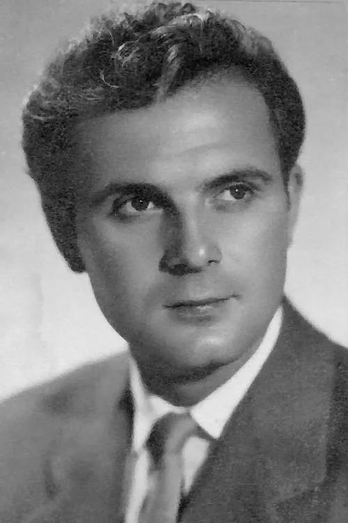 Pavel Grubnik interpretando a Savva